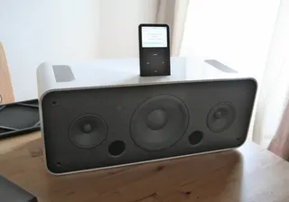 iPod Hi-Fi product photograph