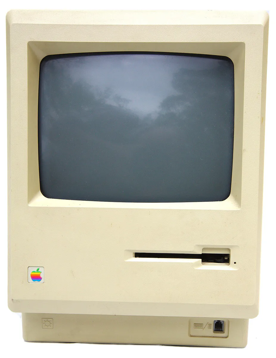 Macintosh 128K (revised) gallery photograph