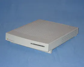 Macintosh LC III product photograph