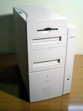 Power Macintosh 5500 product photograph